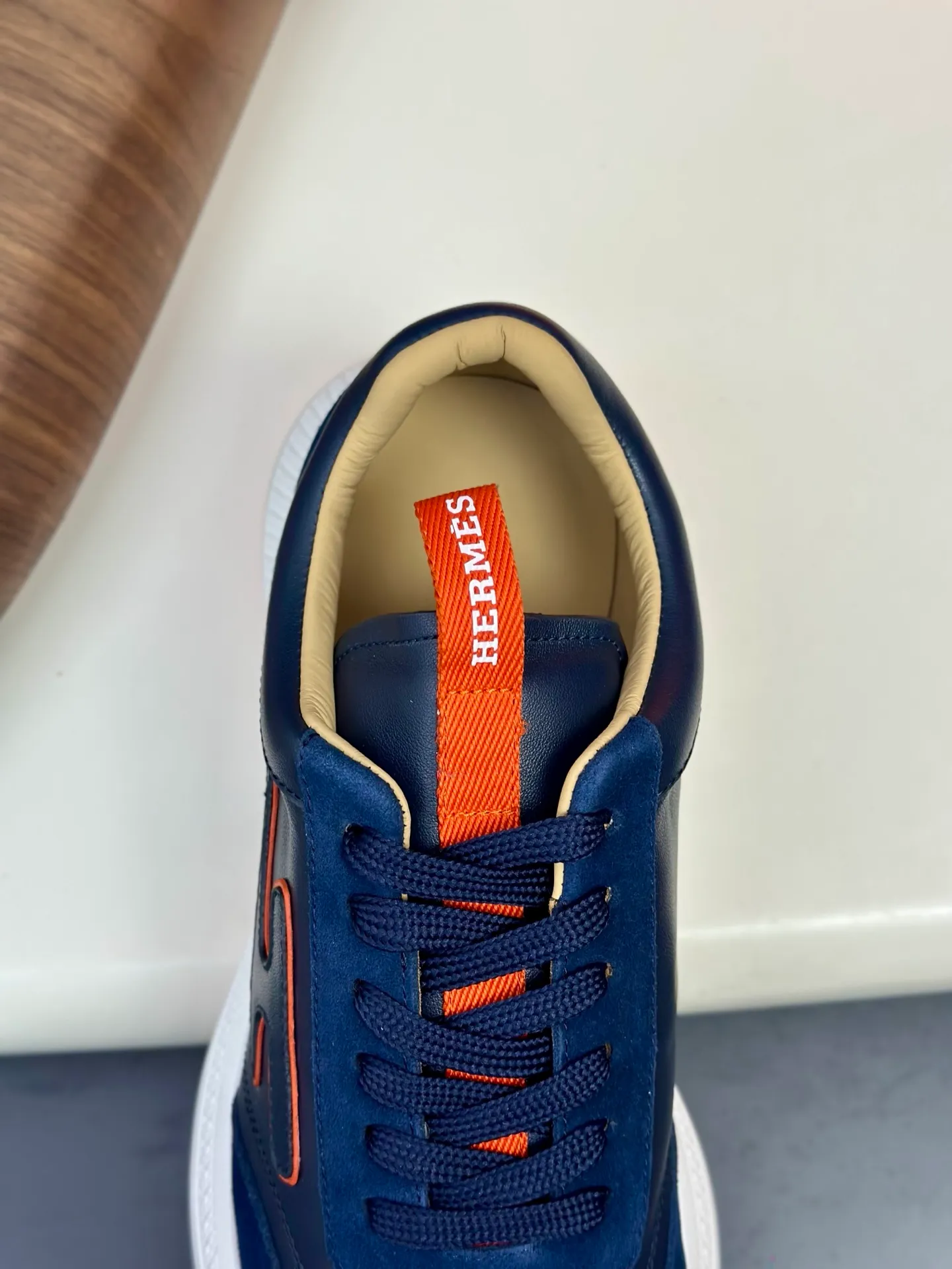 [HERMES] Hermès men's shoes 💰840💰 - High-end quality original order - Upper: 🔝 tumbled calfskin, brand canvas cloth, shoe body sewn with ´H´ pattern - Lining: water-dyed cowhide - Outsole: ultra-light T men's shoes 💰U foam rubber; two-color molded outsole - Ultra-high quality control, fine workmanship: highlighted (high-end, luxury, grade) -Size :39-44 (38, 45, can be customized)